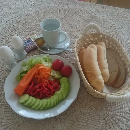 Stanovani Na Farme, Misto Pro Vas Stan Ci Karavan